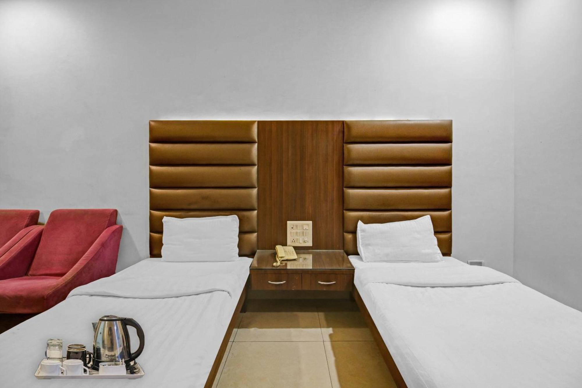 Collection O Surya Hotel Bhopal Exterior foto